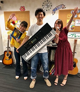 【写真1】シアーミュージック 茨木校